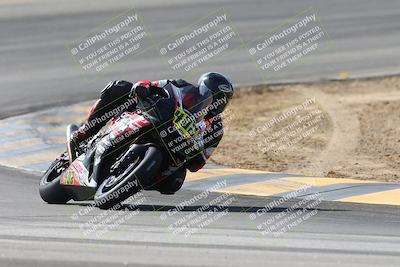 media/Feb-07-2025-CVMA Friday Practice (Fri) [[7034960ba2]]/2-Racer 2/Session 3 (Turn 8)/